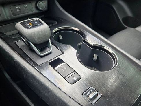 Used 2024 Nissan Rogue SV w/ SV Premium Package image 11