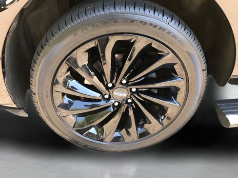 Used 2020 Lincoln Navigator L Reserve w/ Equipment Group 208A Reserve AWD/4WD image 23