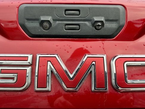 Used 2023 GMC Sierra 2500 Denali image 15