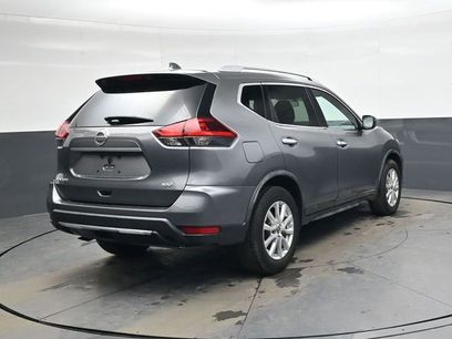 Used 2018 Nissan Rogue SV