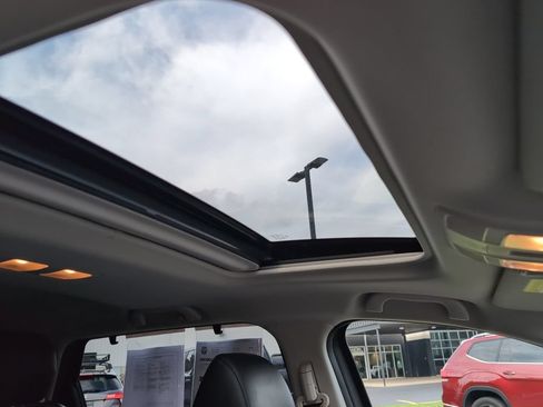 Used 2016 MAZDA CX-9 Touring AWD/4WD image 11