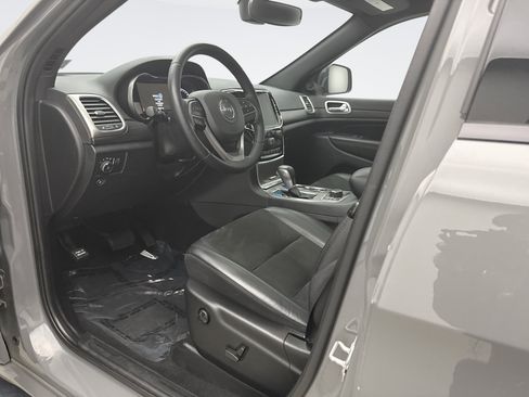 Used 2022 Jeep Grand Cherokee Laredo X AWD/4WD image 10