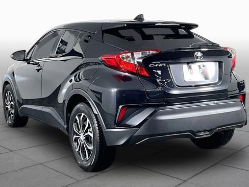 Used 2020 Toyota C-HR LE FWD image 11