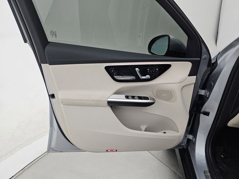 Certified 2025 Mercedes-Benz GLC 300 4MATIC w/ Driver Assistance Package image 12