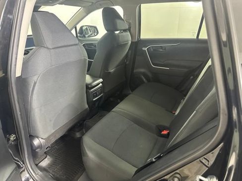 Used 2022 Toyota RAV4 LE AWD/4WD image 20