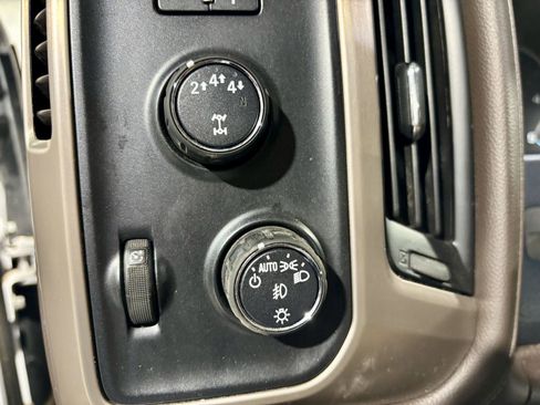 Used 2019 GMC Sierra 2500 Denali w/ Duramax Plus Package image 30