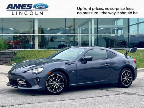 Used 2020 Toyota 86 RWD image 1