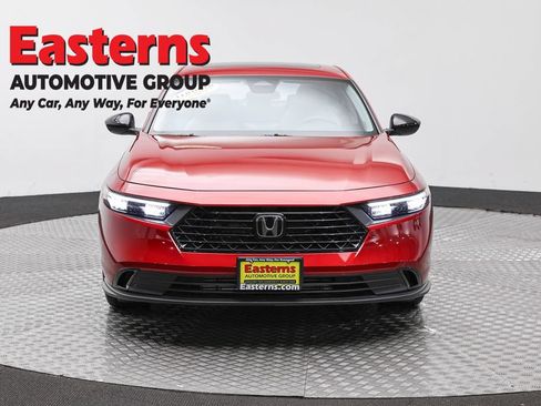 Used 2025 Honda Accord SE image 2