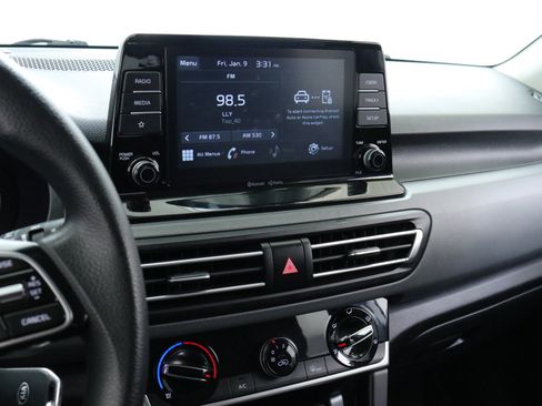 Used 2021 Kia Seltos LX image 17