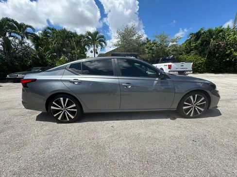 Used 2019 Nissan Altima 2.5 SR image 8