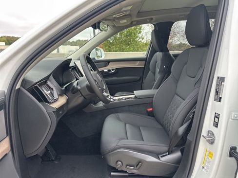 New 2026 Volvo XC90 B6 Plus w/ Protection Package Premier image 13