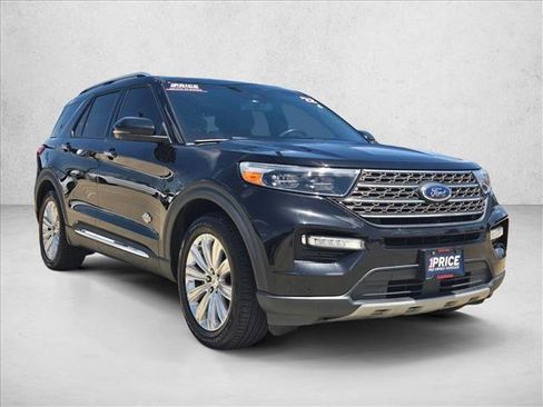 Used 2022 Ford Explorer King Ranch RWD image 3