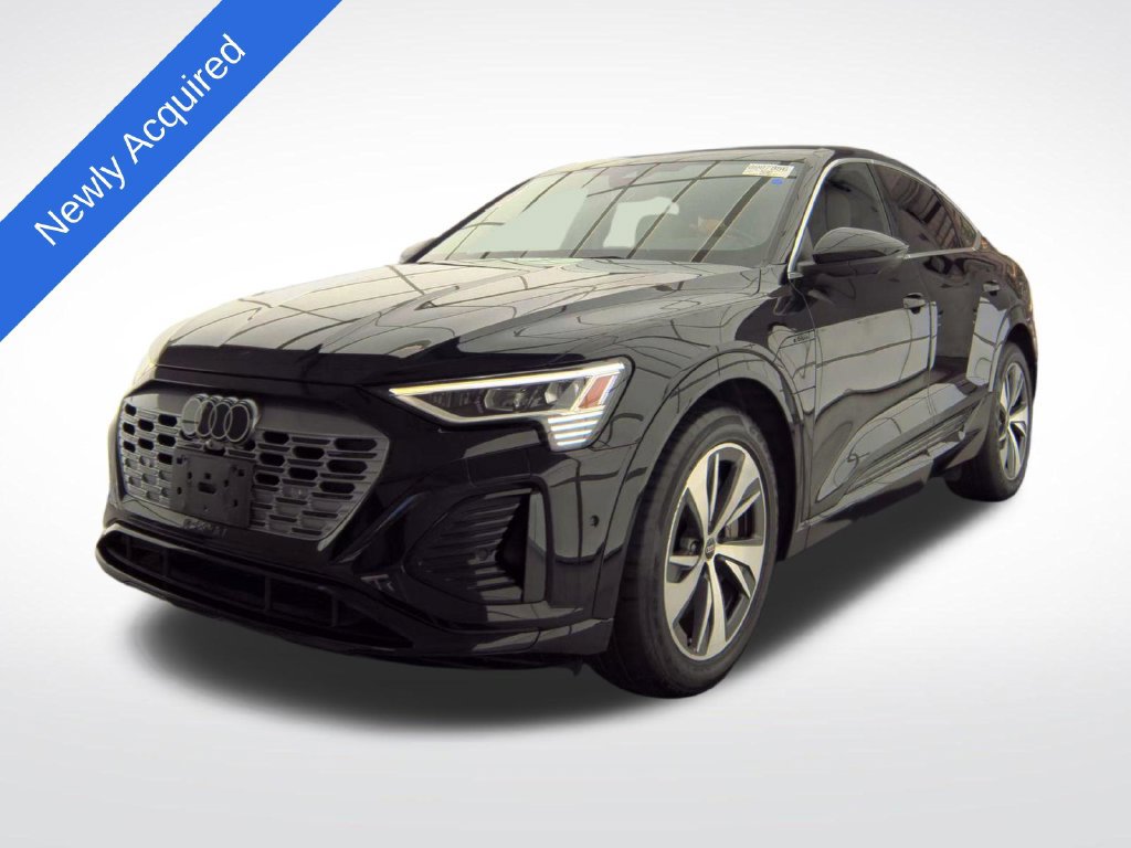 Used 2024 Audi Q8 e-tron Premium Plus w/ Premium Plus Package AWD/4WD image 1