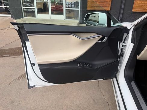 Used 2021 Tesla Model S Long Range Plus AWD/4WD image 19