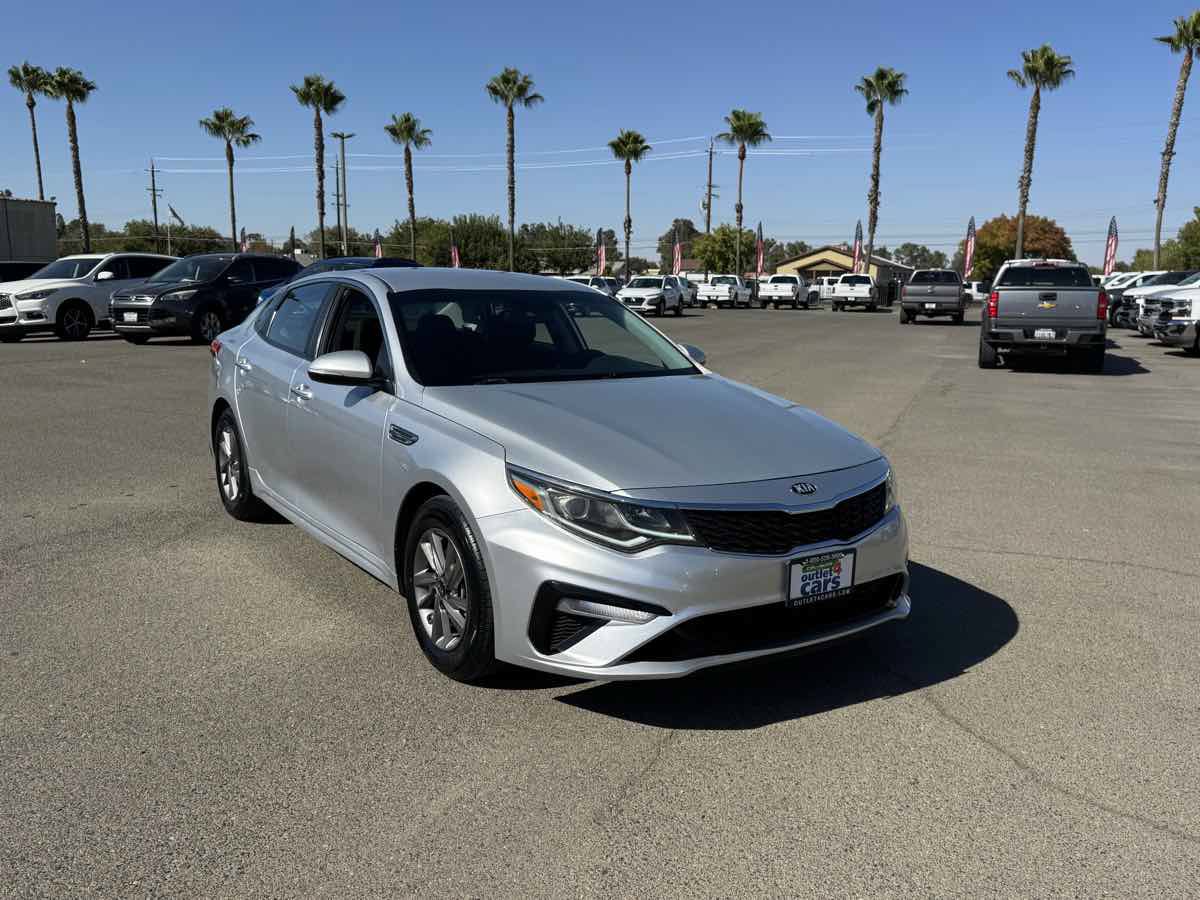 Used 2020 Kia Optima LX FWD image 3