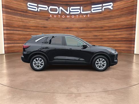 Used 2023 Ford Escape Active image 8