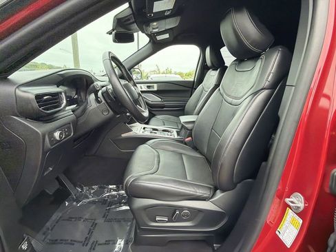 Used 2020 Ford Explorer ST w/ ST Street Pack AWD/4WD image 13