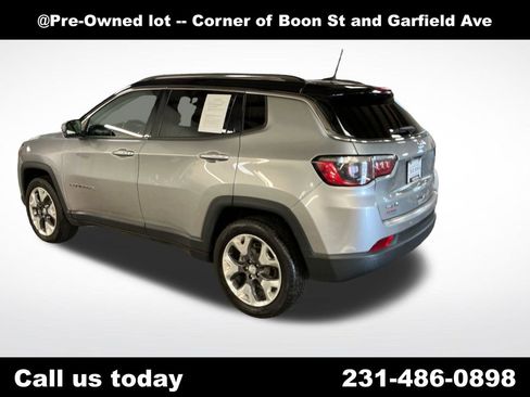Used 2021 Jeep Compass Limited w/ Elite Interior Group AWD/4WD image 3