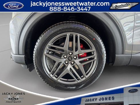 New 2026 Ford Explorer ST-Line AWD/4WD image 9