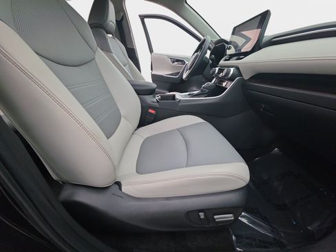 Used 2023 Toyota RAV4 Limited AWD/4WD image 10