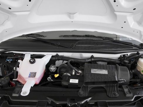 Used 2015 GMC Savana 2500 image 13