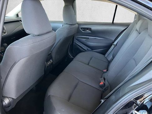 Used 2024 Toyota Corolla LE FWD image 10