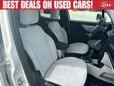 Used 2018 Jeep Renegade Latitude w/ Safety & Security Group FWD image 26