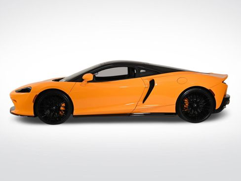 Used 2023 McLaren GT image 4