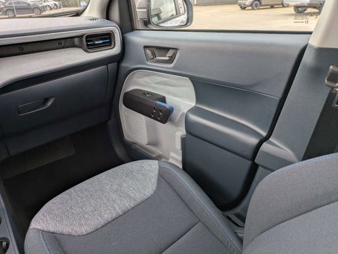 Used 2025 Ford Maverick XLT w/ Equipment Group 302A image 18