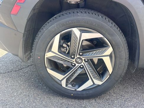 Used 2023 Hyundai Tucson Limited AWD/4WD image 5