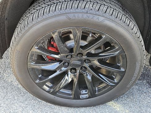 Used 2021 Cadillac Escalade Premium Luxury AWD/4WD image 11