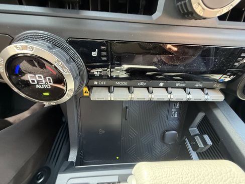 New 2026 Toyota Tacoma TRD Off-Road AWD/4WD image 24