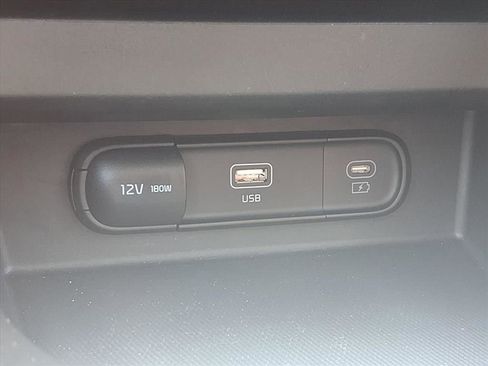 Certified 2025 Kia Seltos S FWD image 6