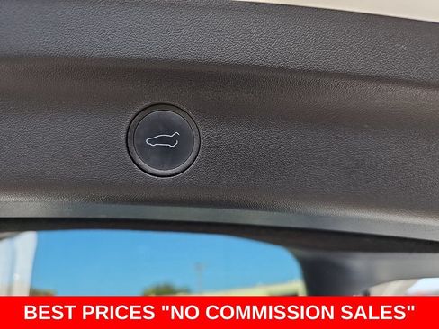 Used 2022 Tesla Model Y Performance AWD/4WD image 13