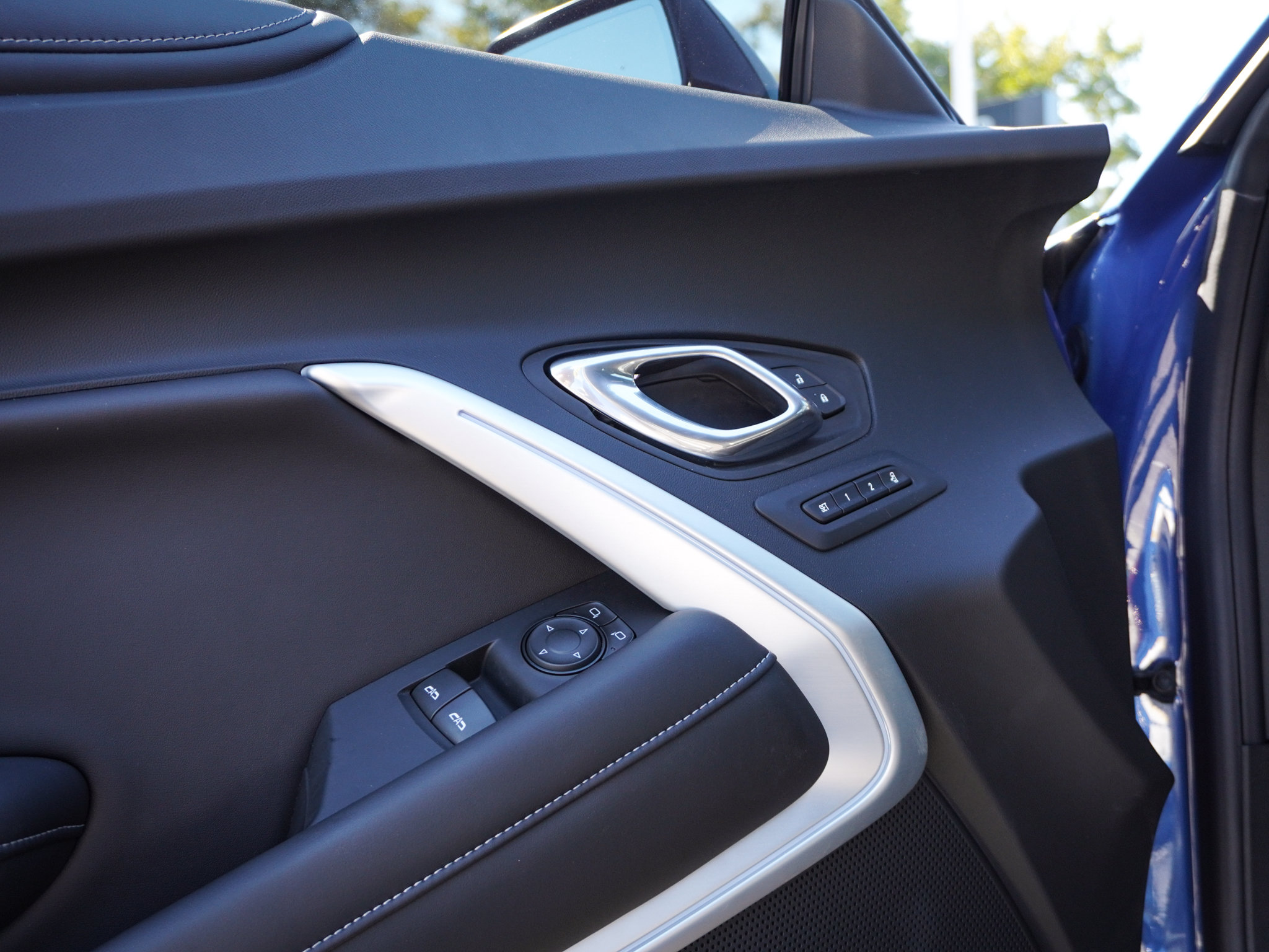 Used 2019 Chevrolet Camaro SS RWD image 16