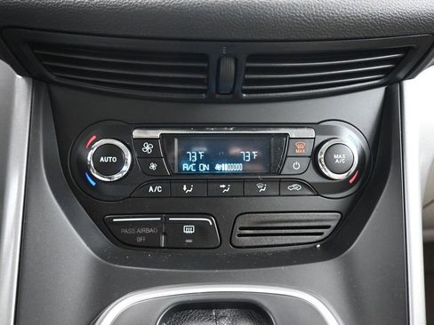 Used 2014 Ford C-MAX SE image 18