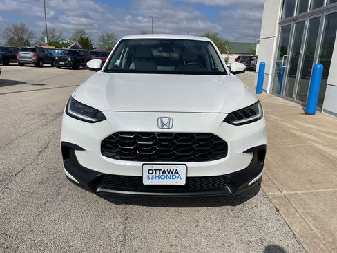 New 2026 Honda HR-V LX image 3