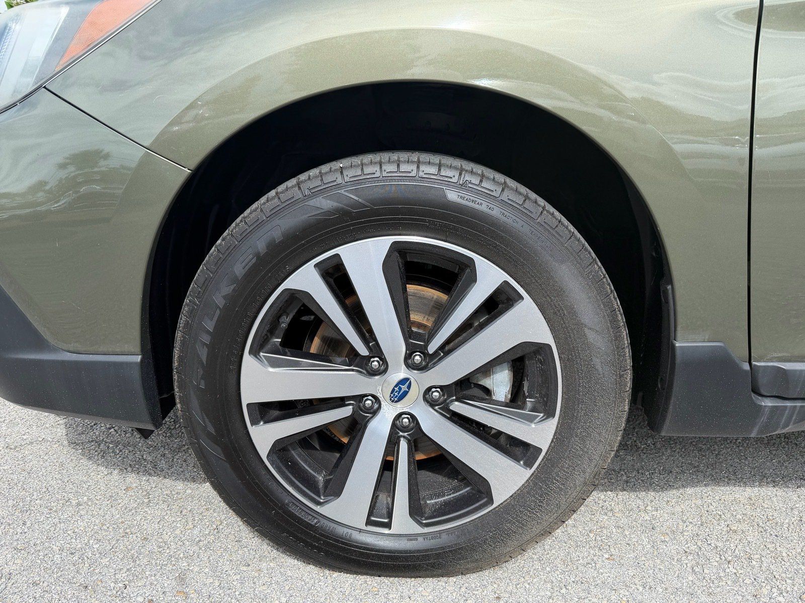 Used 2018 Subaru Outback 2.5i Limited AWD/4WD image 10