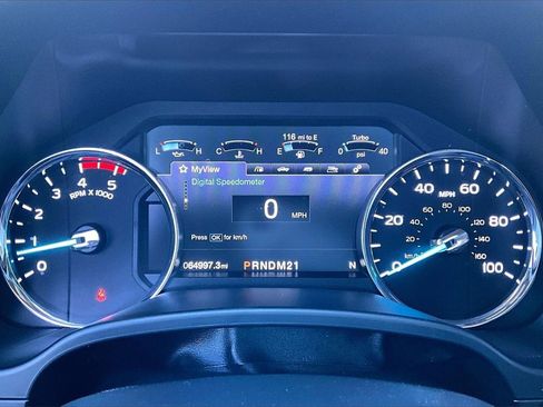 Certified 2019 Ford F250 Lariat w/ Chrome Package image 21