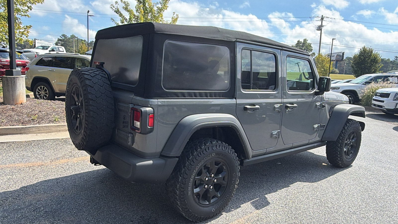 Used 2022 Jeep Wrangler Unlimited Sport AWD/4WD image 8