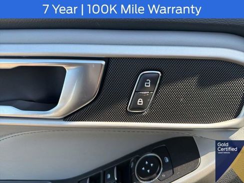 Used 2023 Ford Explorer XLT w/ Equipment Group 202A AWD/4WD image 29