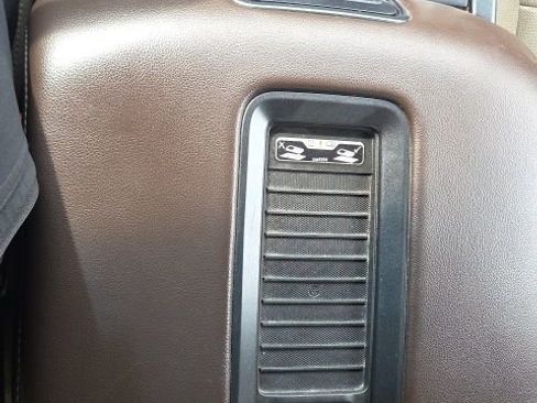 Used 2017 Chevrolet Silverado 1500 LTZ Z71 w/ LTZ Plus Package image 36