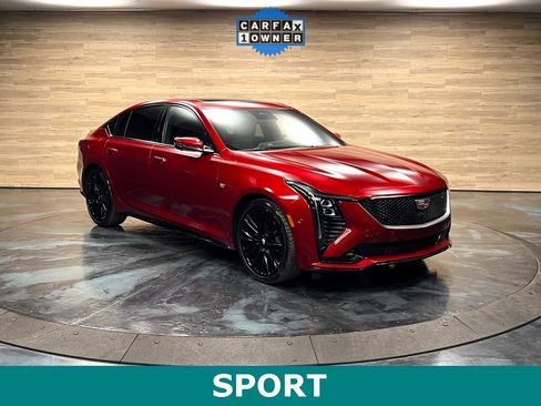 Used 2025 Cadillac CT5 Sport image 1