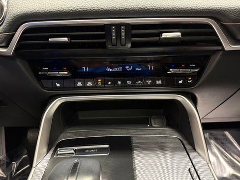 Certified 2024 MAZDA CX-90 3.3 Turbo w/ Preferred Plus AWD/4WD image 38
