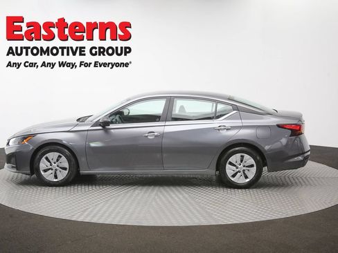 Used 2024 Nissan Altima 2.5 S FWD image 55