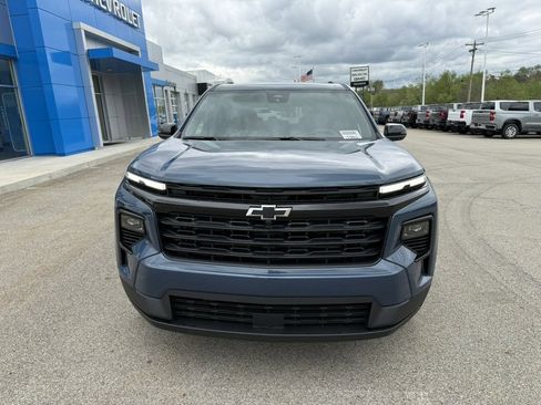 New 2026 Chevrolet Traverse LT w/ Midnight/Sport Edition AWD/4WD image 8
