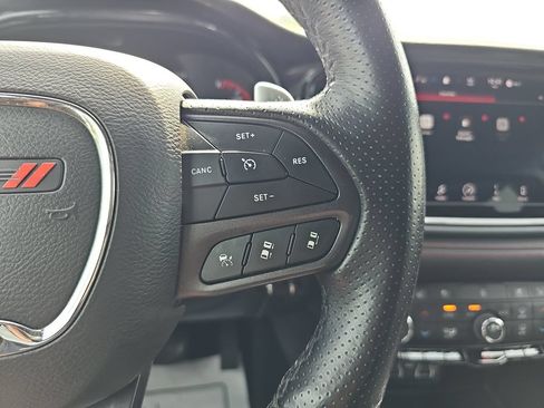 Used 2024 Dodge Durango GT RWD image 18