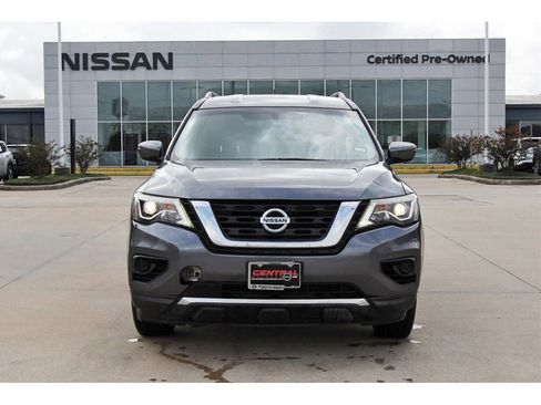 Used 2017 Nissan Pathfinder S image 8