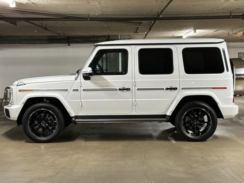 New 2026 Mercedes-Benz G 550 image 2