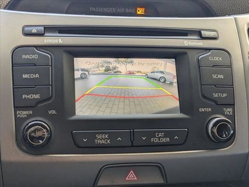 Used 2016 Kia Sportage EX image 12